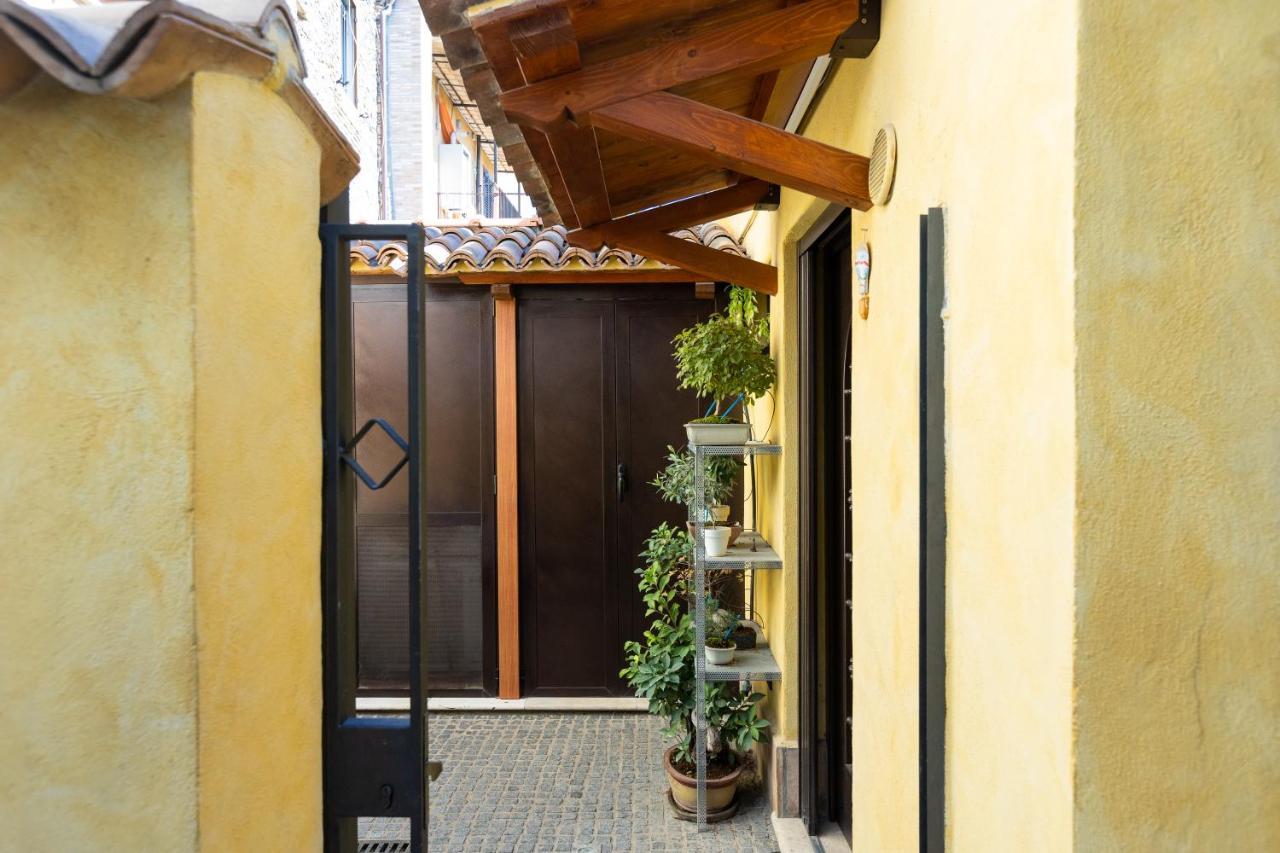 Casa Orsini, B&B And Winery モンテロトンド エクステリア 写真